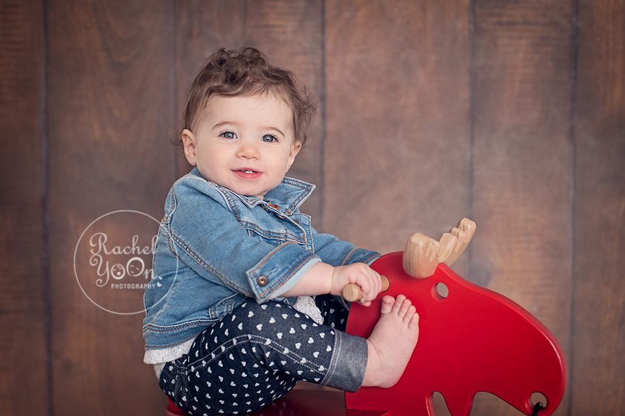 1 year old baby at studio - baby photography vancouver