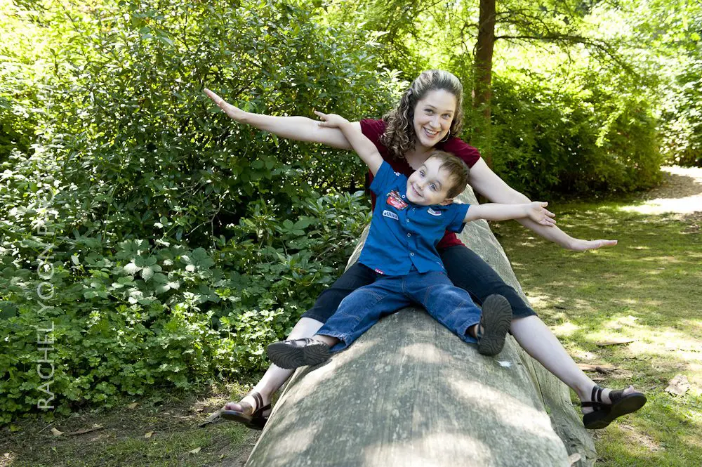family photography in Stanley Park family photography in Stanley Park
