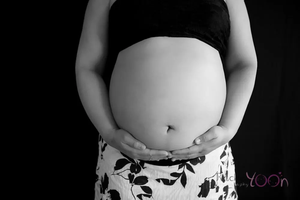 Vancouver_Maternity_Photographer_3_Lesley
