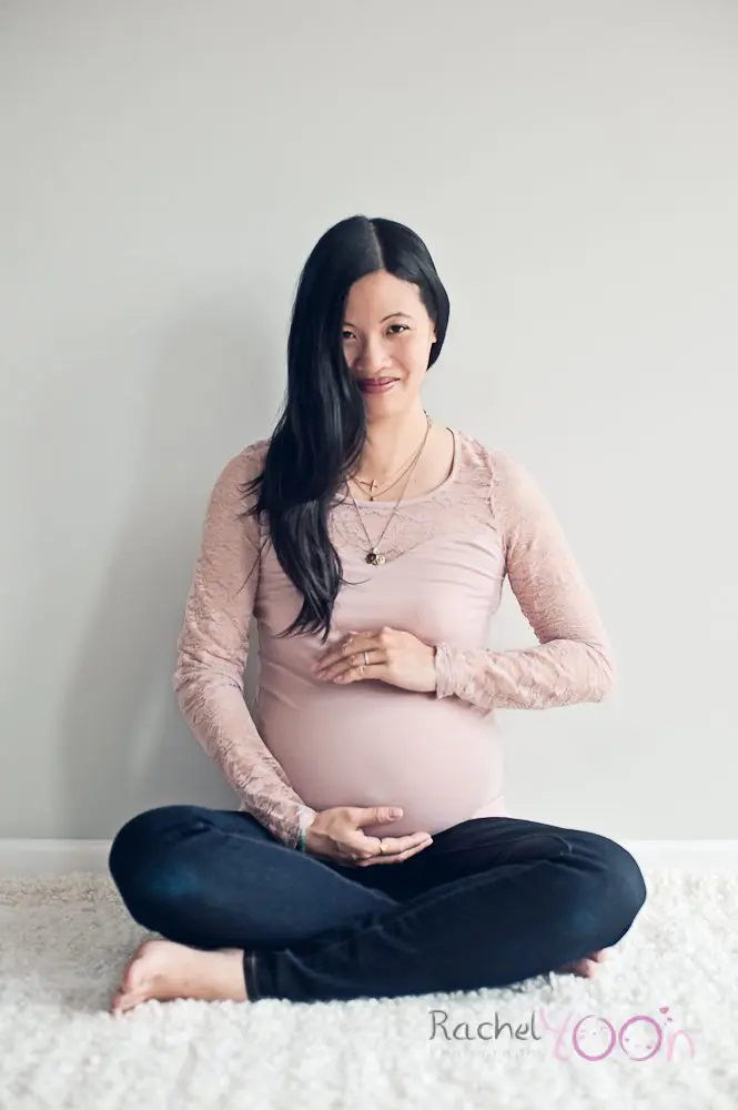 Melissa by vancouver maternity photographer Rachel Yoon