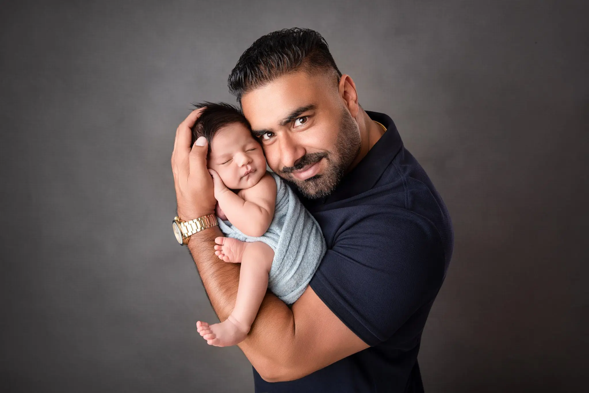 newborn photography vancouver - newborn baby boy - posing with dad