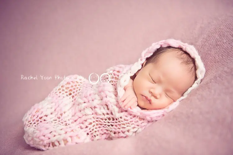 vancouver newborn photographer - newborn baby girl