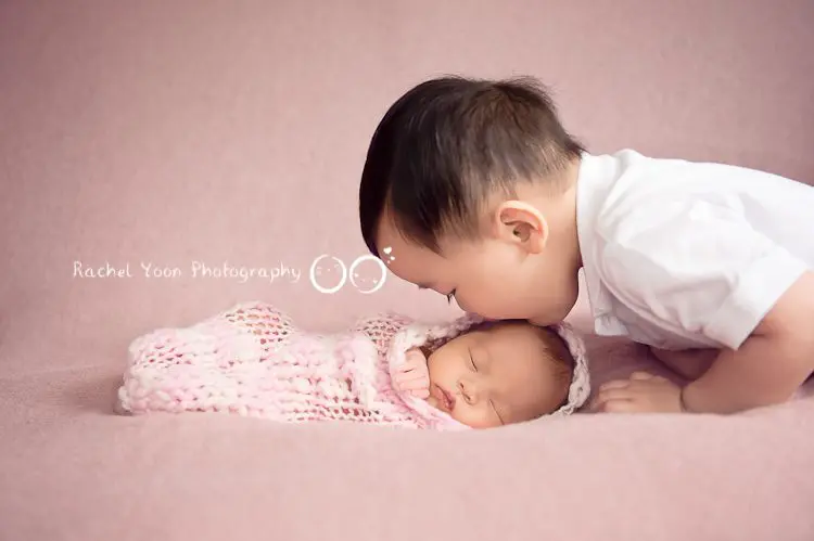 vancouver newborn photographer - newborn baby girl