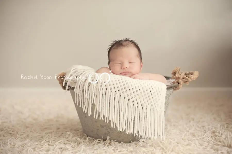 newborn photography vancouver - baby boy in a bucket