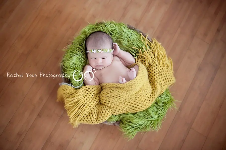 newborn photography vancouver - newborn baby girl