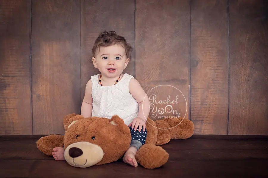 1 year old baby at studio - baby photography vancouver
