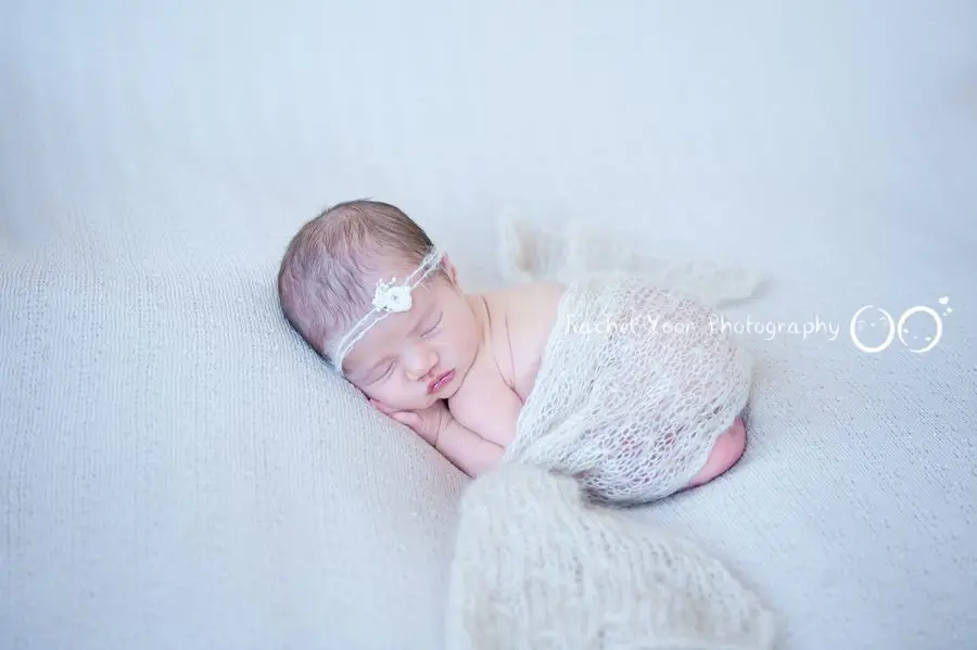 newborn baby girl - newborn photography vancouver