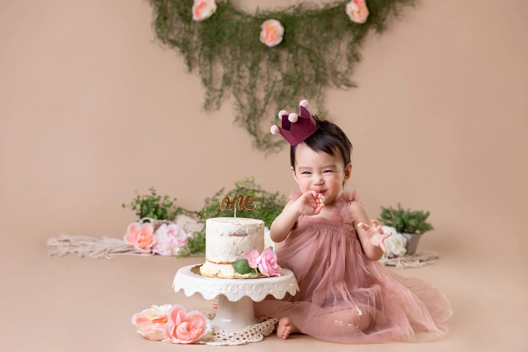flower theme simple cake smash - rachel yoon photography