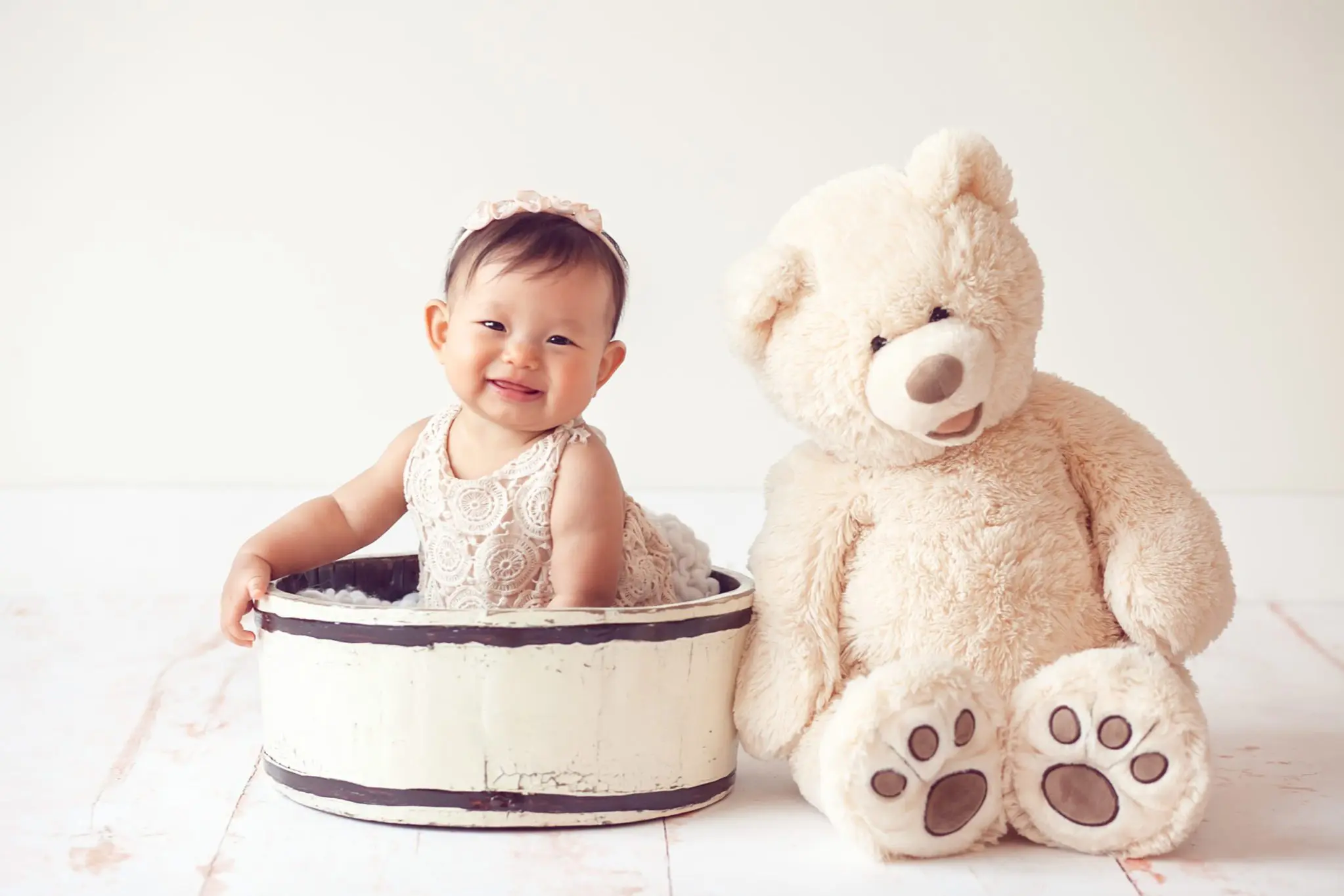 sitter session - baby girl with Teddy bear