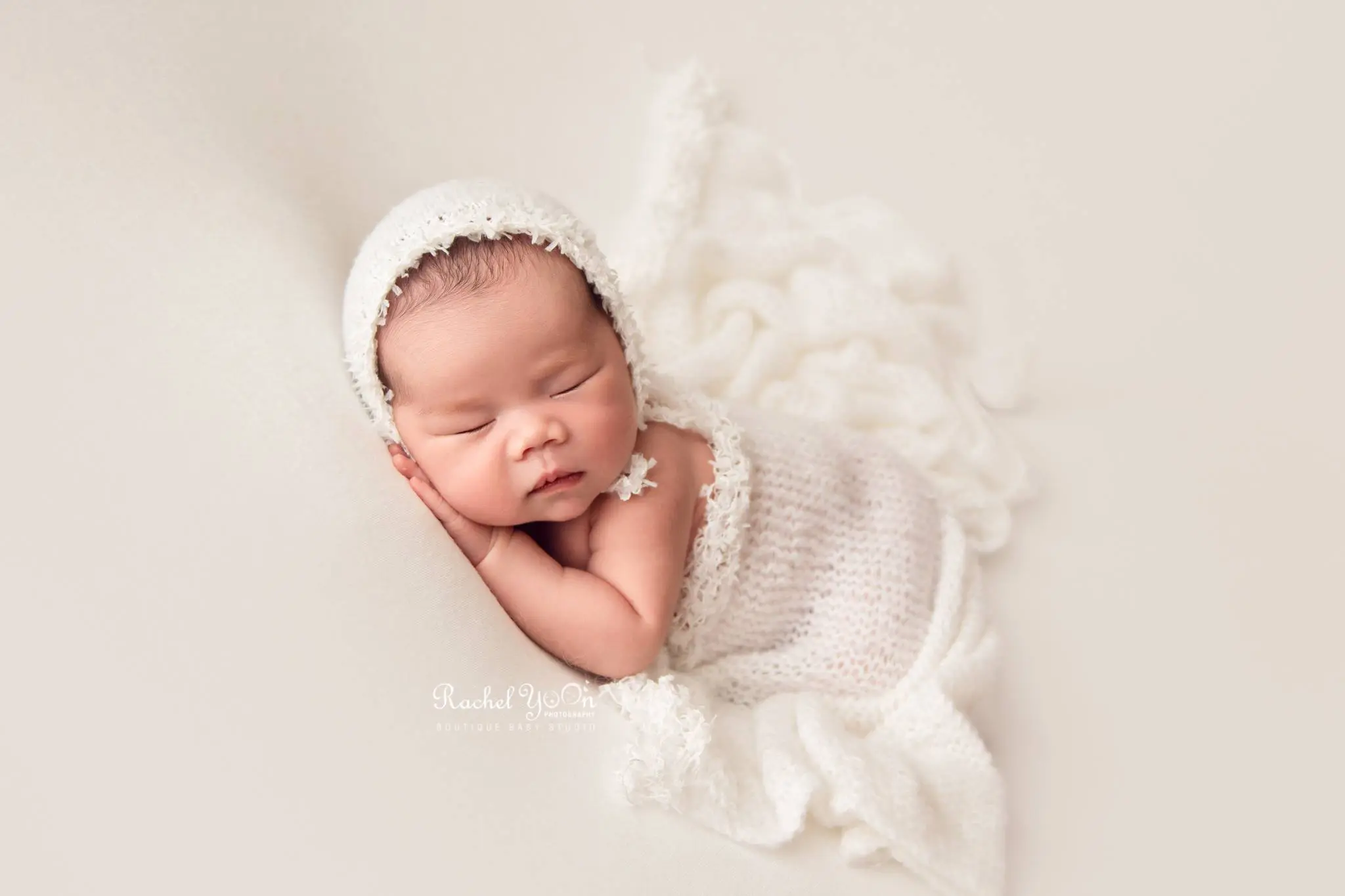 newborn photography vancouver - side pose