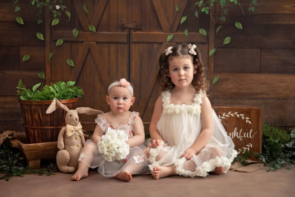 Spring/Ester Mini Session sibling photo