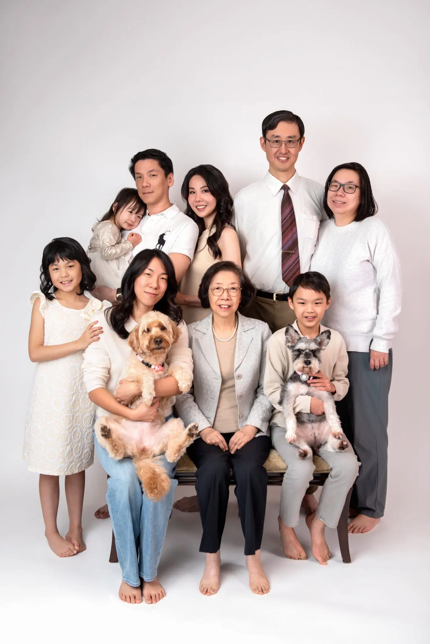 extended family photography - three generations and with pets