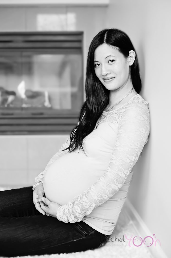 Melissa by vancouver maternity photographer Rachel Yoon
