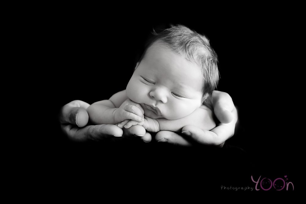 vancouver newborn photography black and white
