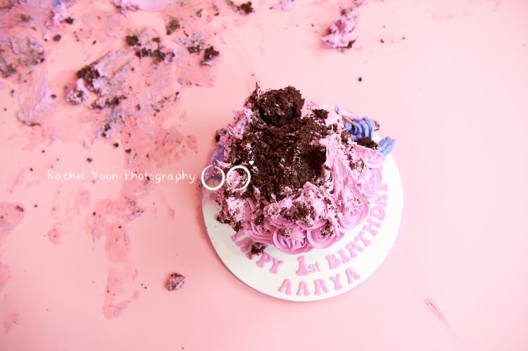 cake smash photography - baby girl
