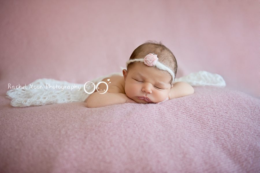 newborn photography vancouver - baby girl