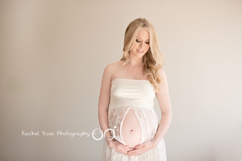 maternity photography vancouver - white maternity gown
