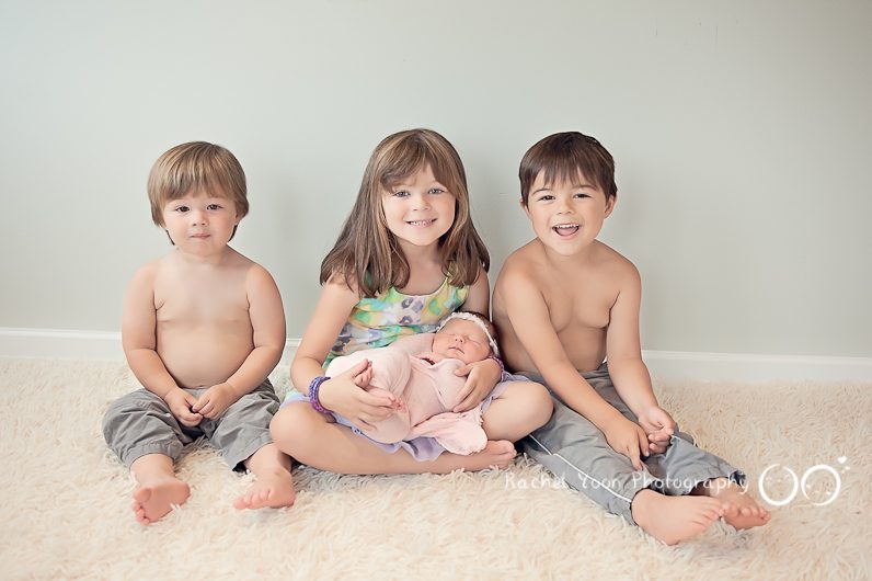 newborn photography vancouver - baby girl with siblings
