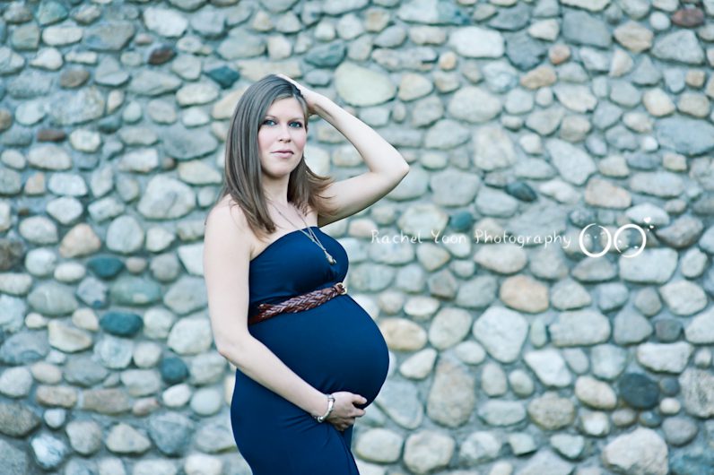 maternity photography vancouver - outdoor