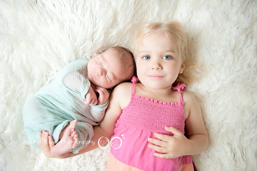 newborn photography vancouver - with a sibling
