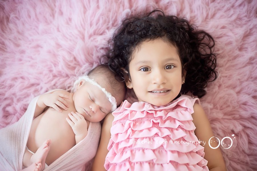 newborn photography vancouver - newborn with sibling