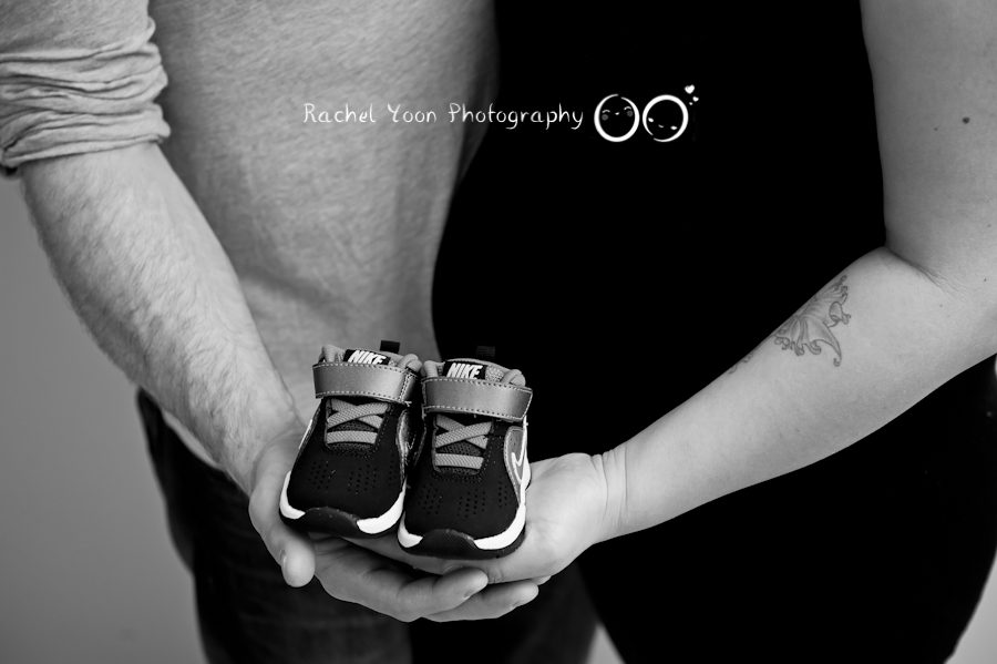 maternity photography vancouver - baby shoes