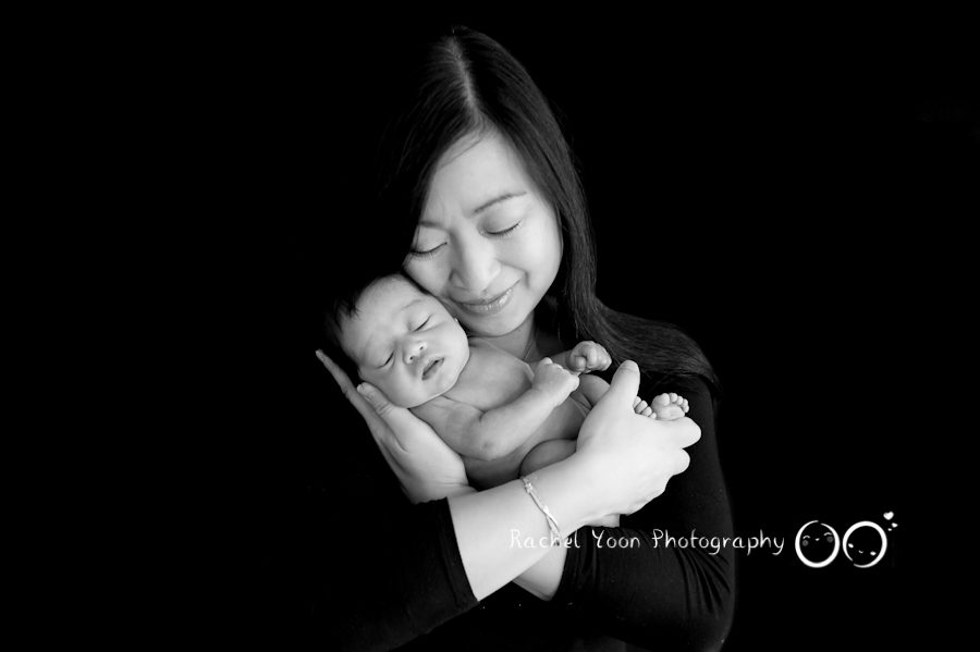 newborn photography vancouver - newborn baby girl with mom