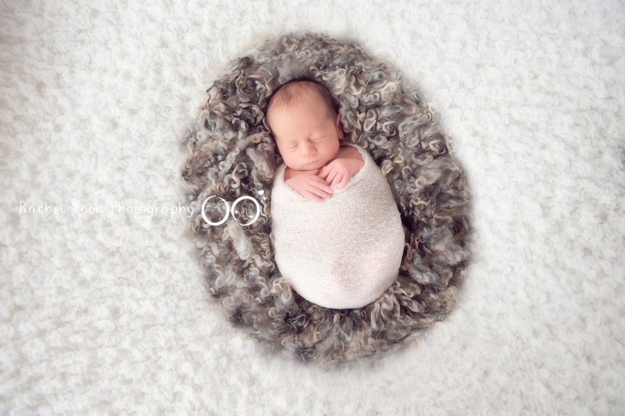 Newborn baby boy - Newborn Photography Vancouver