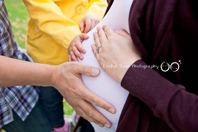 hands on belly - maternity photography Vancouver