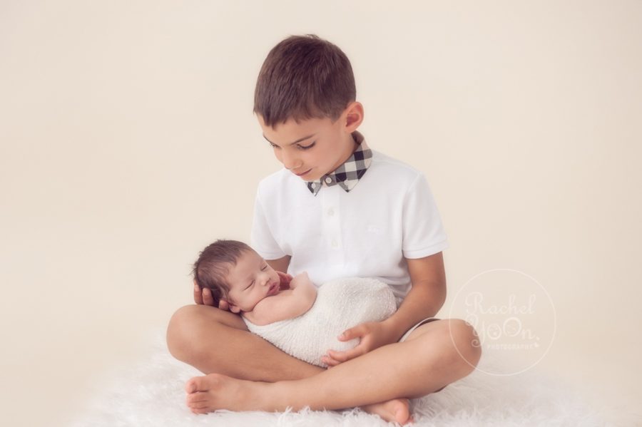 newborn baby with siblings - newborn photography vancouver