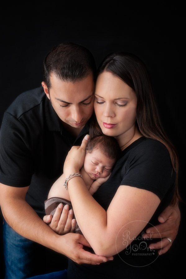 newborn baby with parents - newborn photography vancouver