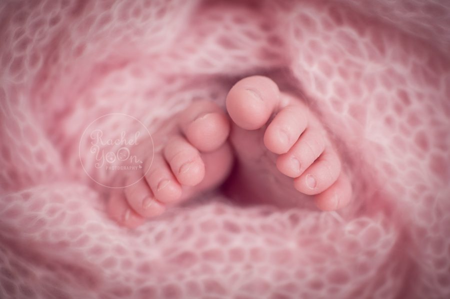 newborn baby girl ten tiny toes - newborn photography vancouver