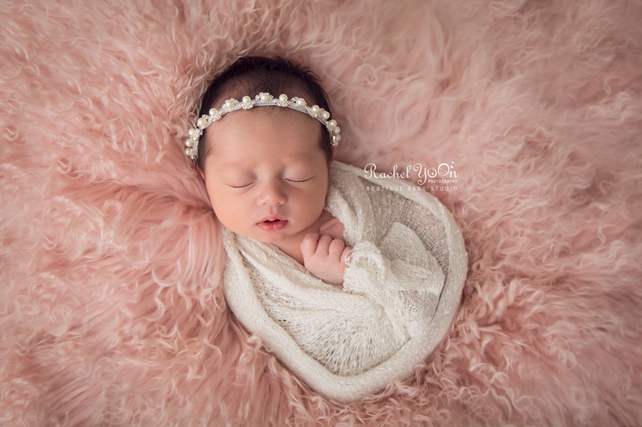 Newborn Photography Vancouver | Newborn Basic - Infant